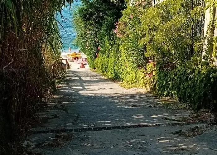 Vacanze Giardino Parghelia